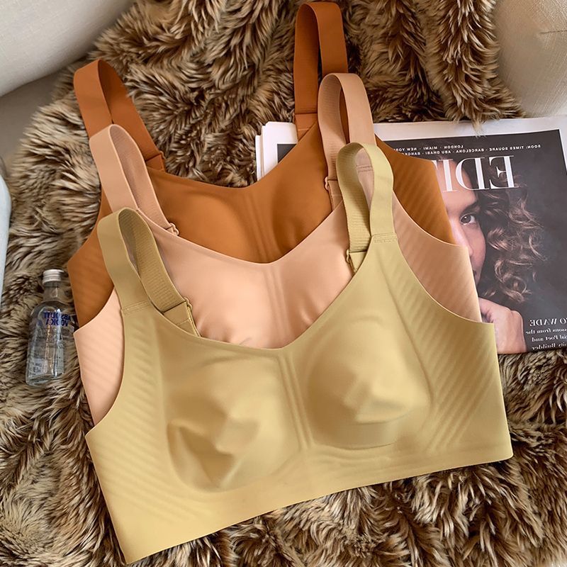 Full Coverage Bra - 큰 가슴은 여성을위한 작은 속옷을 보여줍니다.